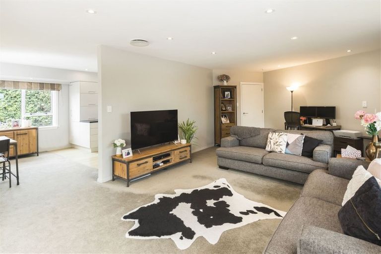 Photo of property in 26 Erin Crescent, Mairehau, Christchurch, 8013