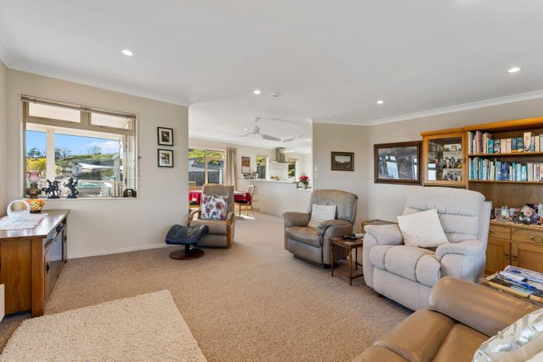 Photo of property in 6 Norfolk Place, Stoke, Nelson, 7011