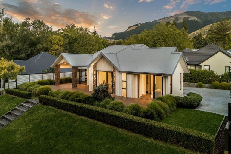 Photo of property in 5 Greenfield Lane, Stoke, Nelson, 7011