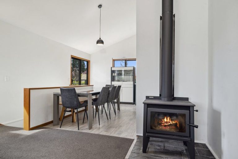 Photo of property in 2/11 Kereru Street, Two Mile Bay, Taupo, 3330