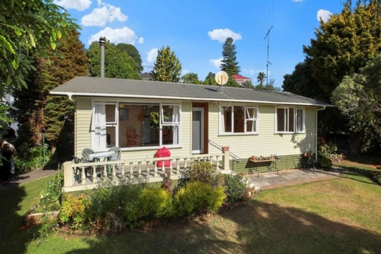 Photo of property in 300 The Terrace, Thames, 3500