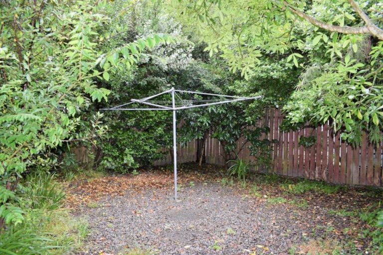 Photo of property in 77 Kirk Street, Otaki, 5512