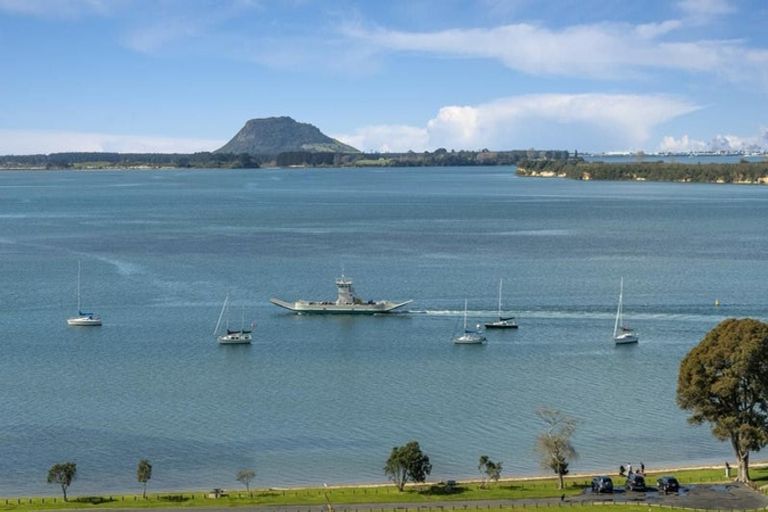 Photo of property in 87 Harbour View Road, Omokoroa, 3114