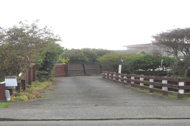 Photo of property in 4b Princeton Road, Raumati Beach, Paraparaumu, 5032