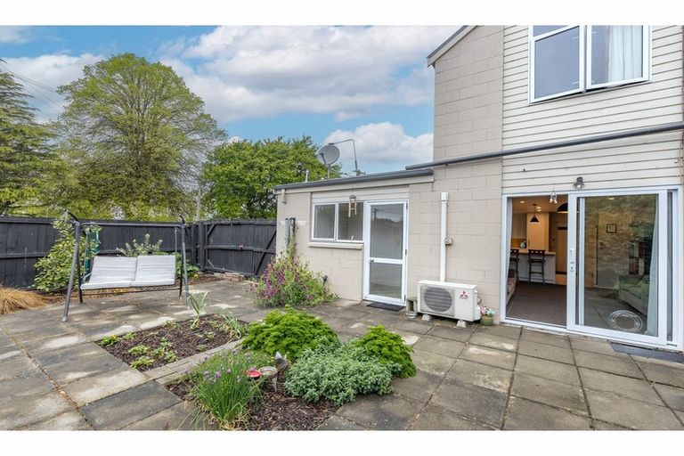 Photo of property in 1/115 Waltham Road, Sydenham, Christchurch, 8023