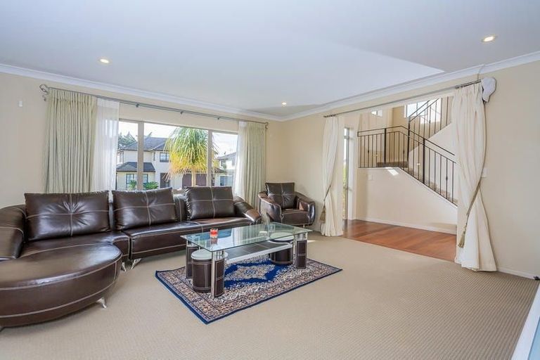Photo of property in 34 Laurel Oak Drive, Schnapper Rock, Auckland, 0632