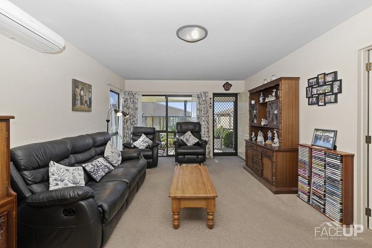 Photo of property in 38/197 Royal Road, Massey, Auckland, 0614