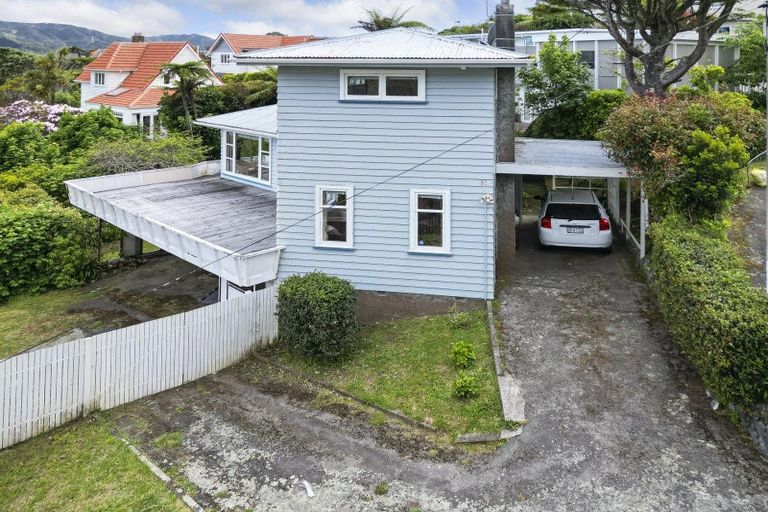 Photo of property in 3 Grenfell Drive, Karori, Wellington, 6012