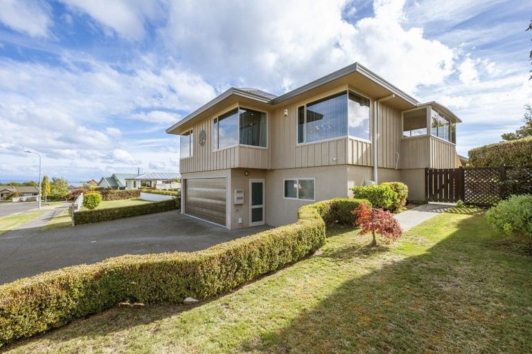 Photo of property in 25 The Grove, Nukuhau, Taupo, 3330