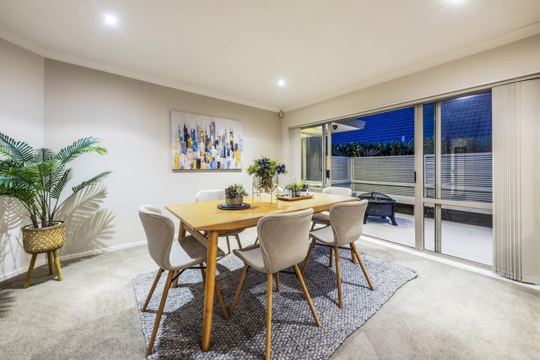 Photo of property in 6 Kilimanjaro Drive, Northpark, Auckland, 2013