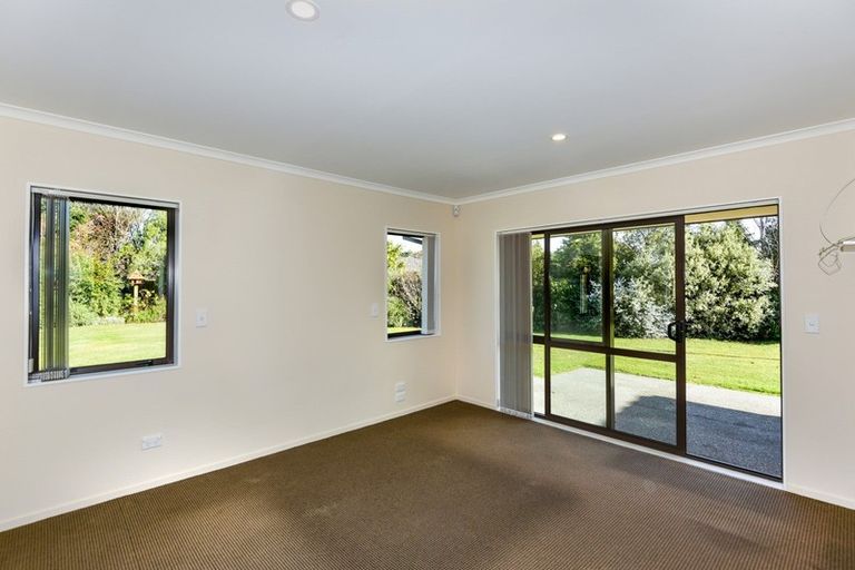 Photo of property in 2371 Homebush Road, Coalgate, 7673