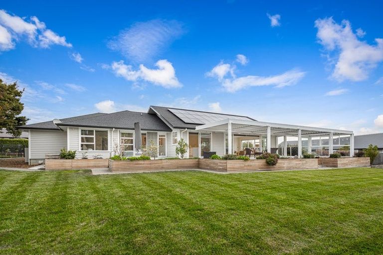 Photo of property in 4 Parlane Drive, Huapai, Kumeu, 0810