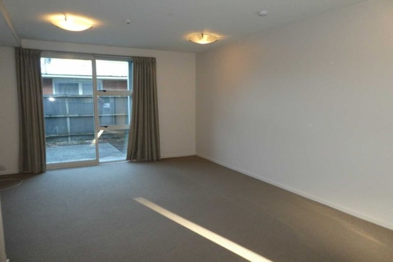 Photo of property in 4/14 Brougham Street, Addington, Christchurch, 8024