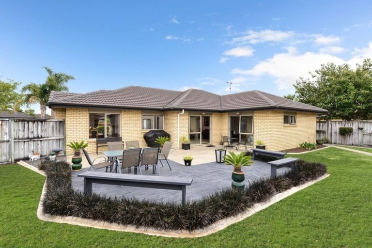 Photo of property in 53 Farringdon Avenue, Rototuna North, Hamilton, 3210