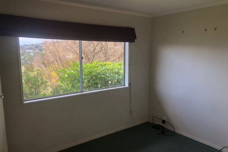 Photo of property in 42 Winston Street, Crofton Downs, Wellington, 6035