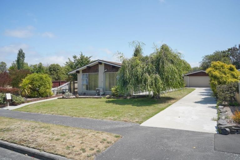 Photo of property in 4 De Ville Place, Burwood, Christchurch, 8061
