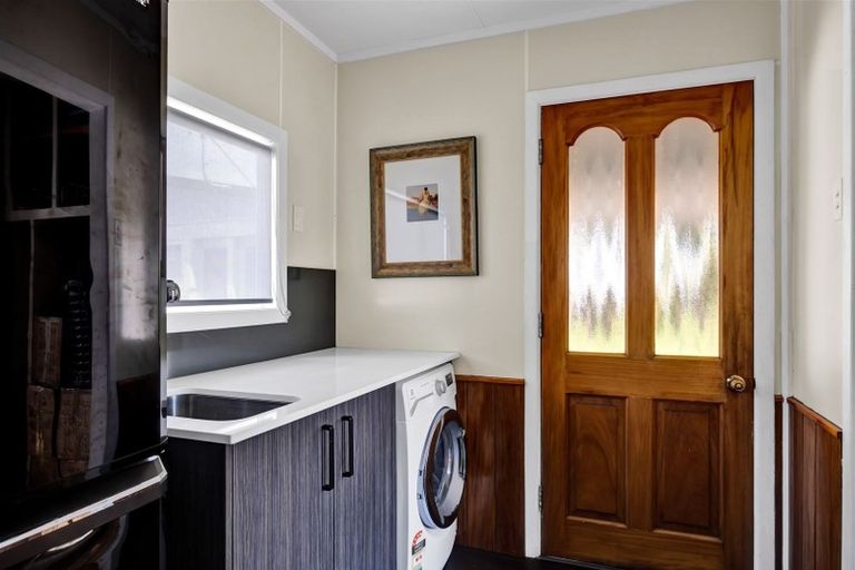 Photo of property in 255 Princes Street, Hawera, 4610