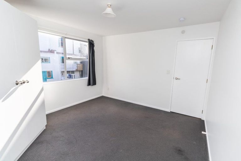 Photo of property in 4/27 Drummond Street, Mount Cook, Wellington, 6021