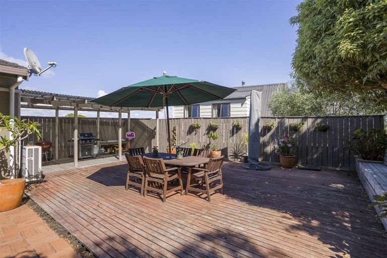 Photo of property in 18 Janome Place, Bucklands Beach, Auckland, 2014