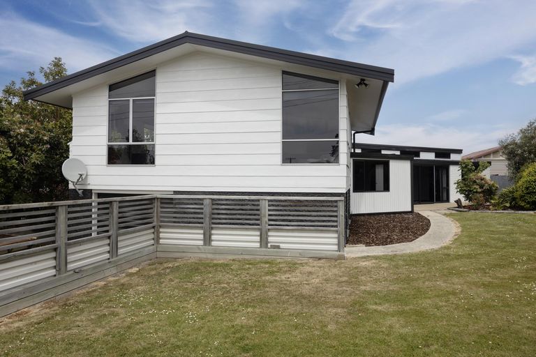Photo of property in 124 Perth Street, Holmes Hill, Oamaru, 9401
