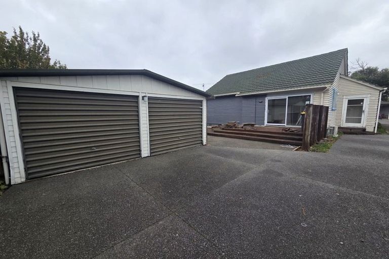 Photo of property in 5 Kawaka Street, Riccarton, Christchurch, 8041