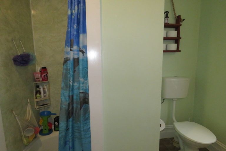 Photo of property in 87 Peel Street, Westport, 7825