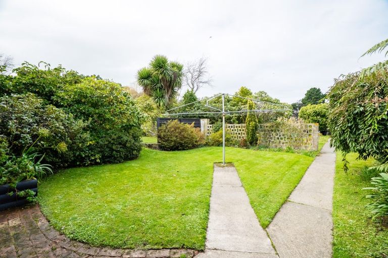 Photo of property in 21 Kenilworth Road, Oamaru North, Oamaru, 9400
