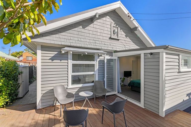 Photo of property in 4 Grants Road, Papanui, Christchurch, 8053