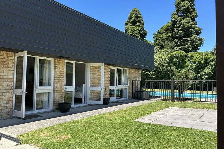 Photo of property in 15 Parkvale Road, Otumoetai, Tauranga, 3110