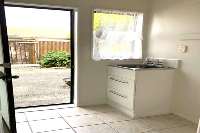 Photo of property in 13 Balloch Street, Randwick Park, Auckland, 2105