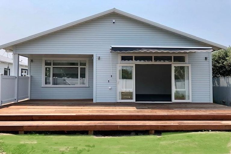 Photo of property in 1/259 Georges Drive, Napier South, Napier, 4110