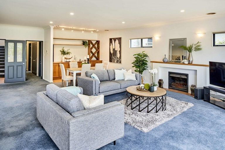 Photo of property in 82a Wyndrum Avenue, Waterloo, Lower Hutt, 5011