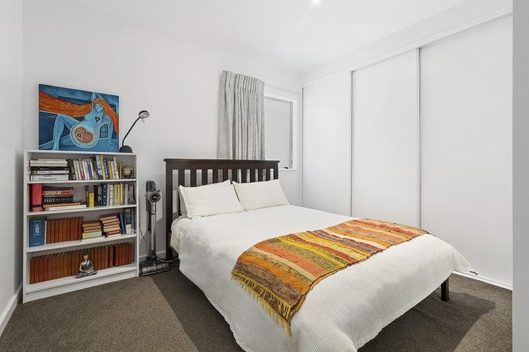 Photo of property in De Vere Apartments, 1/23 Tennyson Street, Te Aro, Wellington, 6011