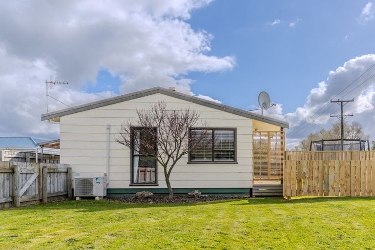 Photo of property in 129 Mclean Street, Woodville, 4920