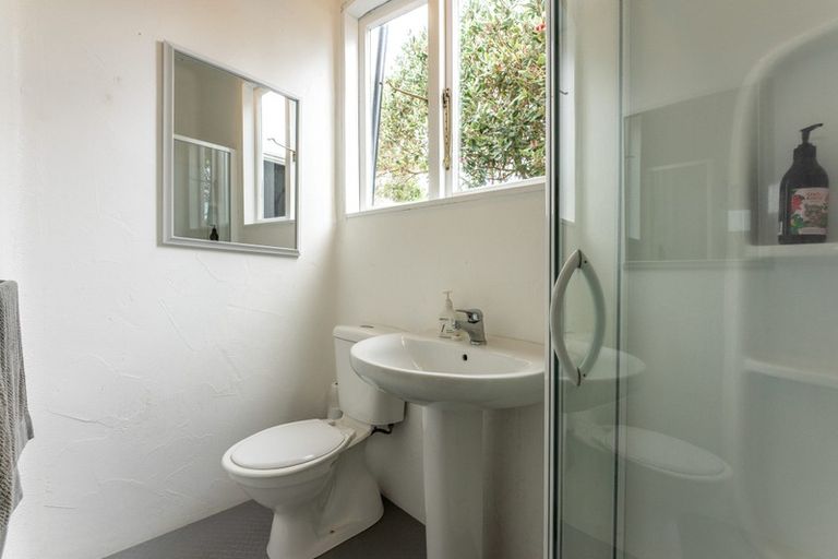 Photo of property in 1 Rata Street, Oneroa, Waiheke Island, 1081