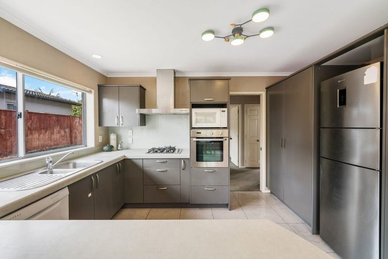 Photo of property in 5 Glasson Avenue, Flat Bush, Auckland, 2016