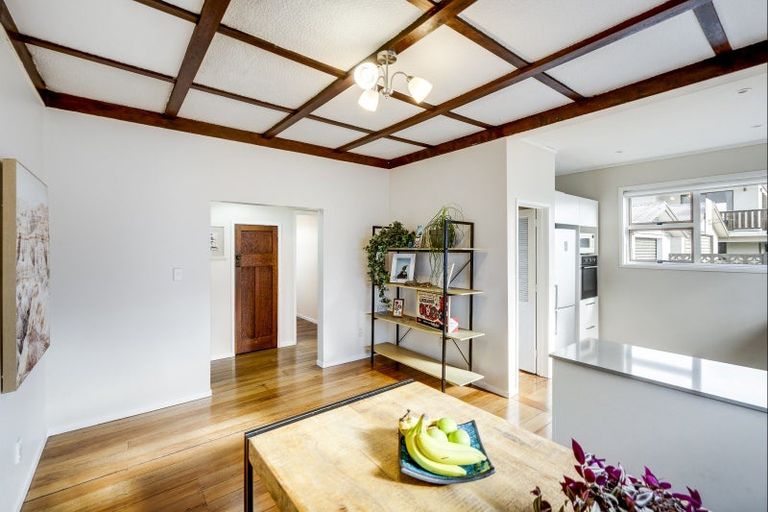 Photo of property in 16a Georges Drive, Napier South, Napier, 4110