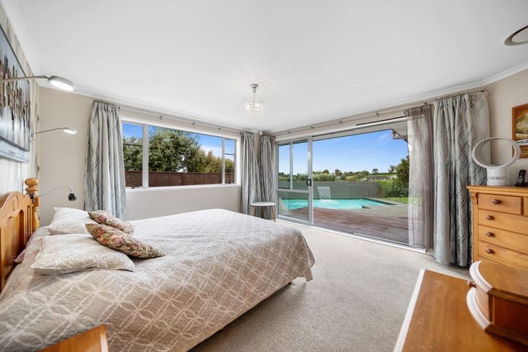 Photo of property in 91 Kaipara Road, Papakura, 2582