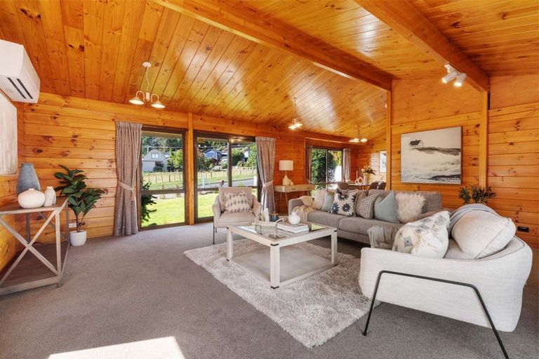 Photo of property in 3 Mokoia Drive, Tihiotonga, Rotorua, 3015