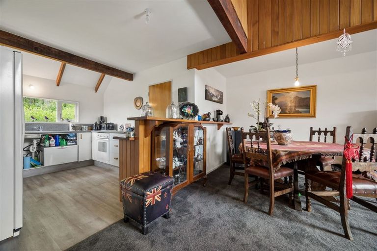 Photo of property in 4 Ball Lane, Redcliffs, Christchurch, 8081