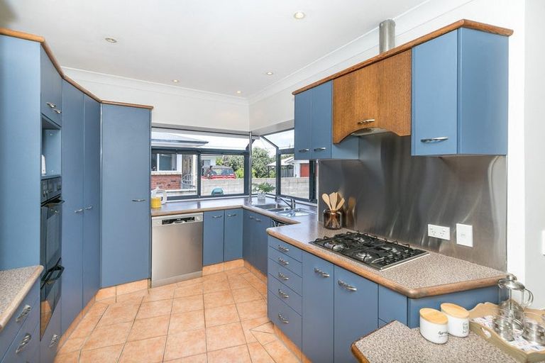 Photo of property in 34 Berkley Avenue, Hillcrest, Hamilton, 3216