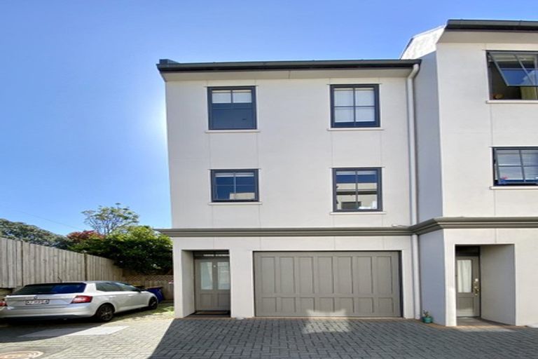 Photo of property in 11/97b Mokoia Road, Birkenhead, Auckland, 0626
