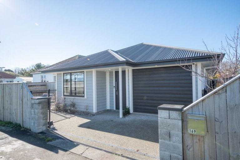 Photo of property in 169 Ruahine Street, Roslyn, Palmerston North, 4414