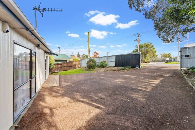 Photo of property in 161 Don Buck Road, Massey, Auckland, 0614