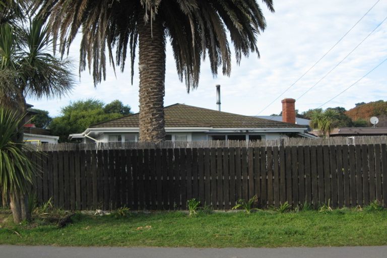 Photo of property in 61 Blake Street, New Brighton, Christchurch, 8061