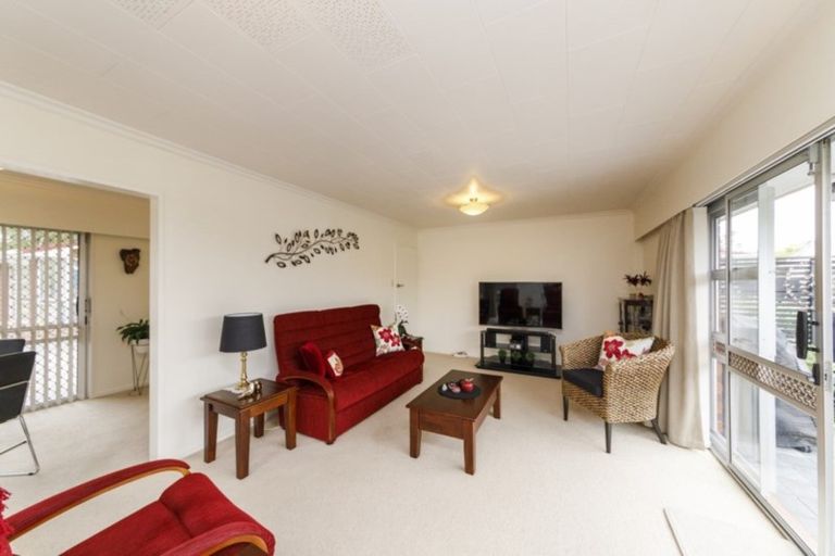 Photo of property in 14a Cecil Place, Cloverlea, Palmerston North, 4412