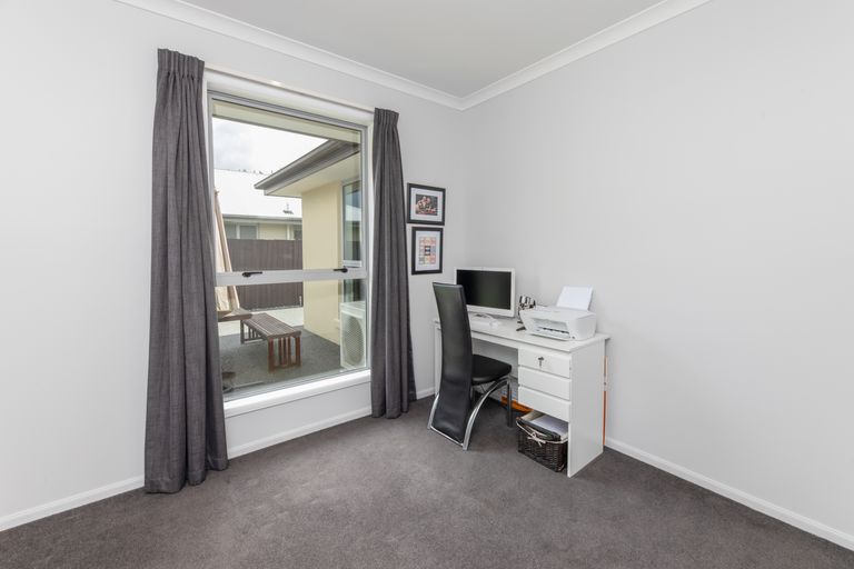 Photo of property in 17 Maurice Stanton Place, Shirley, Christchurch, 8052
