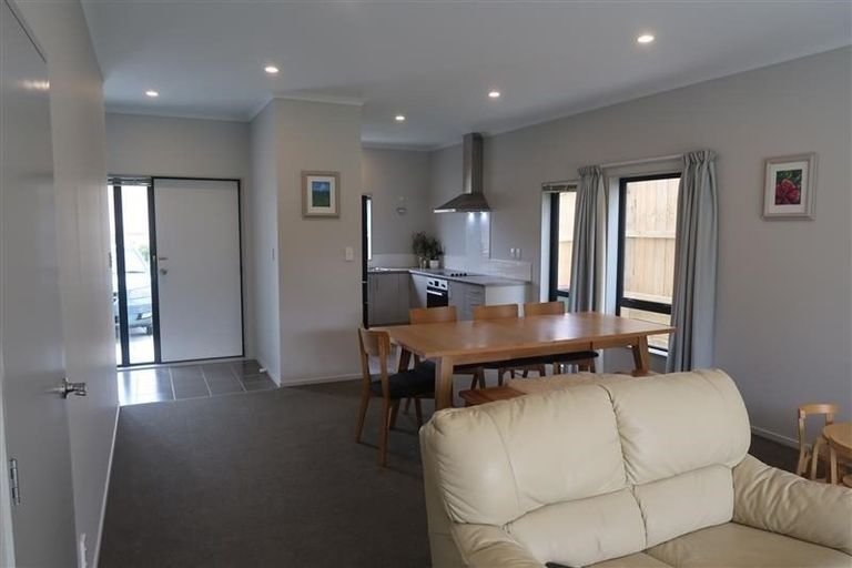 Photo of property in 43 Ipukarea Street, Weymouth, Auckland, 2103
