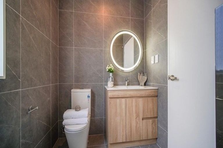 Photo of property in 9 Farranfore Road, Opaheke, Papakura, 2113