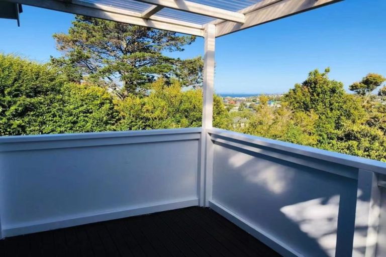 Photo of property in 78 Arran Road, Browns Bay, Auckland, 0630